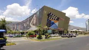 Imagen del CineCenter desde fuera